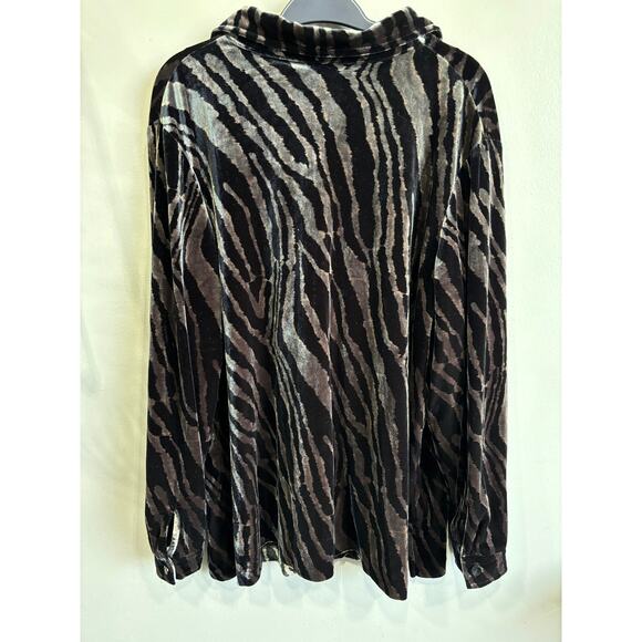 Vintage Velvet Top Blouse Plus Size 2X / 1X Animal Print Long Sleeve V-neck - Picture 2 of 3